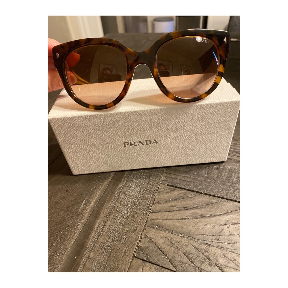 PRADA Milano SPR 17O FAL-6E1 sunglasses